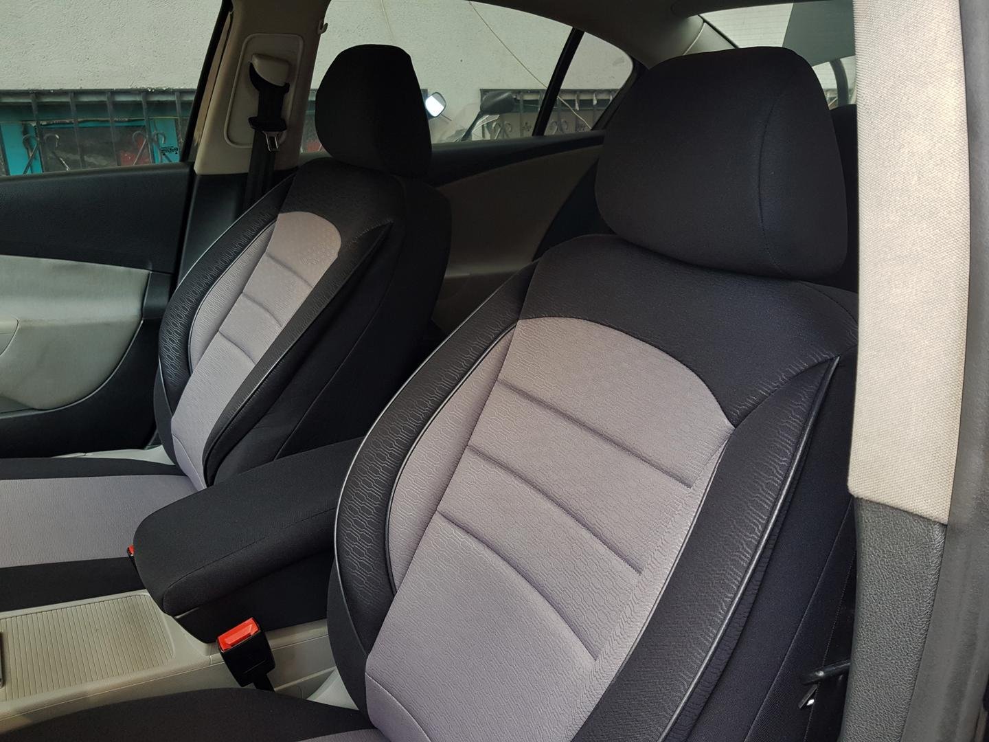Sitzbezüge Schonbezüge Ford Fiesta V schwarz-grau NO23 komplett